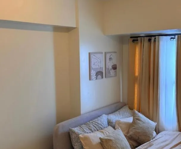 Sophisticated 1br Unit W Panoramic Horizon View Apartment *
